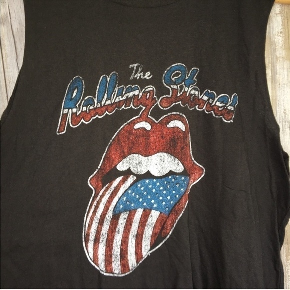 NWT Rolling Stones Flag Lip Tank - Picture 2 of 5